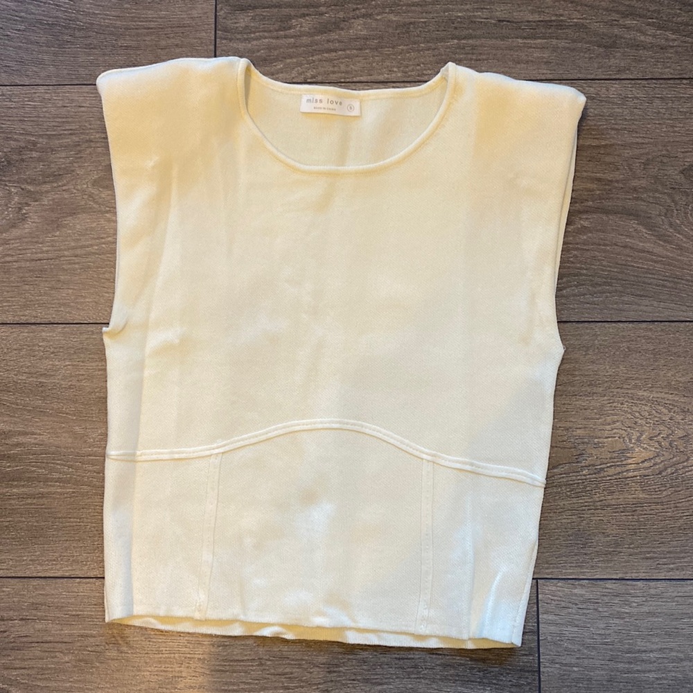 Cream shoulder pads top
